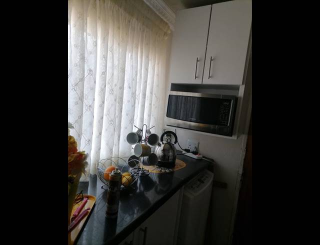 2 BEDROOM HOUSE FOR SALE IN MARIMBA GARDENS EXT 9